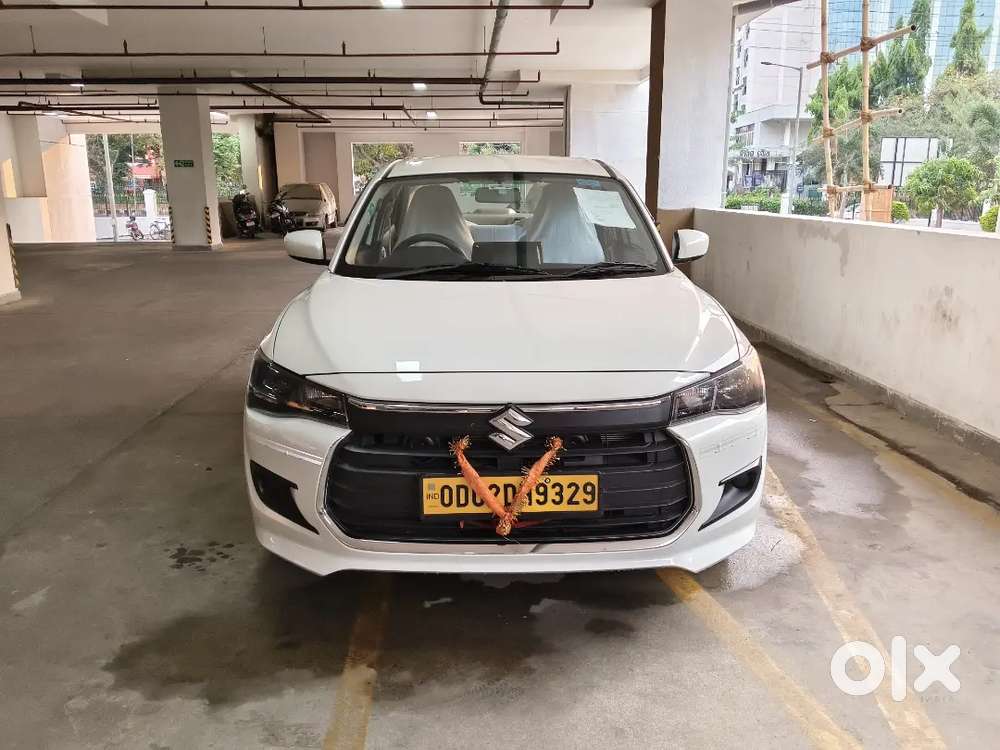 Maruti Suzuki Dzire 2025 Petrol 1500 Km Driven