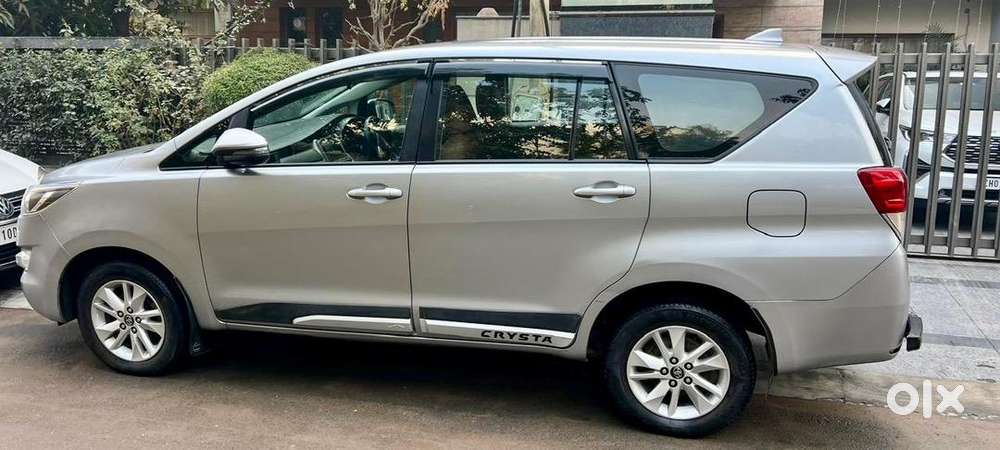 Toyota Crysta  2.8 G At 2019 Dec 1st Owner Chandigarh No