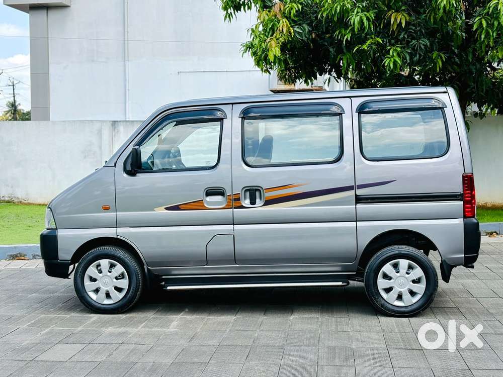 Maruti Suzuki Eeco 5 Str Ac (o), 2022, Petrol