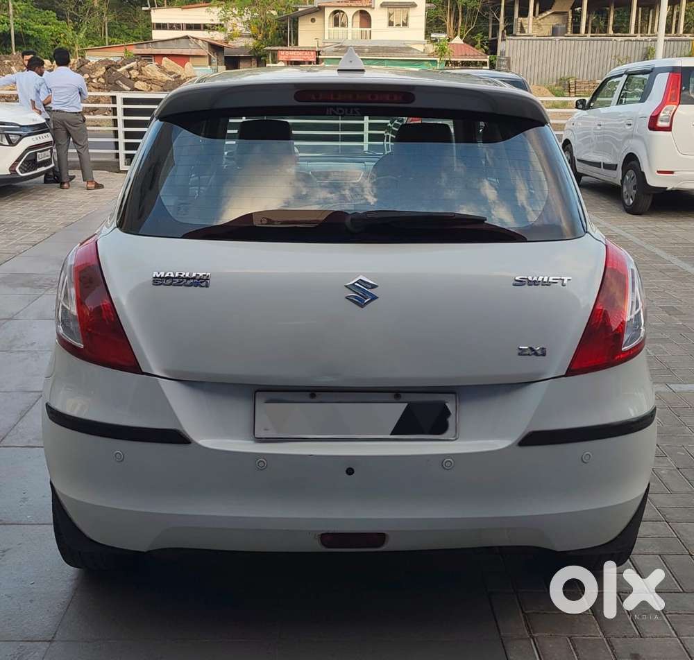 Maruti Suzuki Swift 2018 Zxi Plus, 2017, Petrol