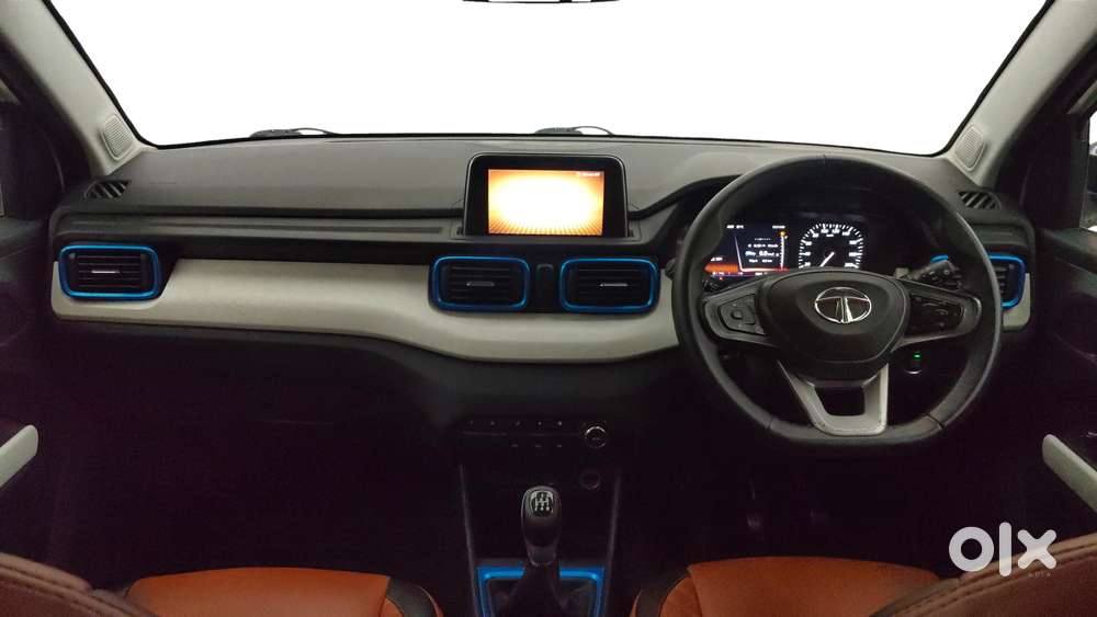 Tata Punch 1.2 Revotron Creative Ira Dual Tone, 2021, Petrol