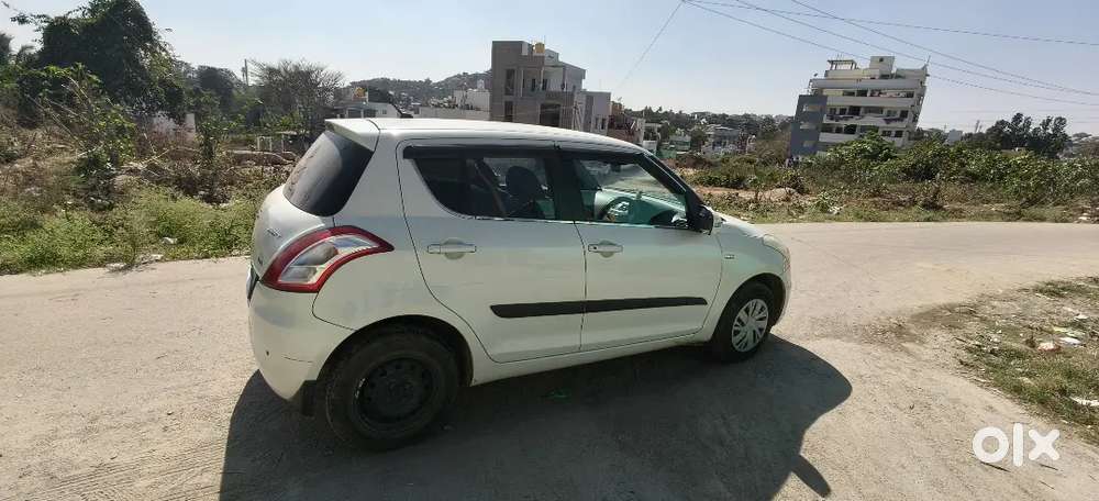 Maruti Suzuki Swift 2015