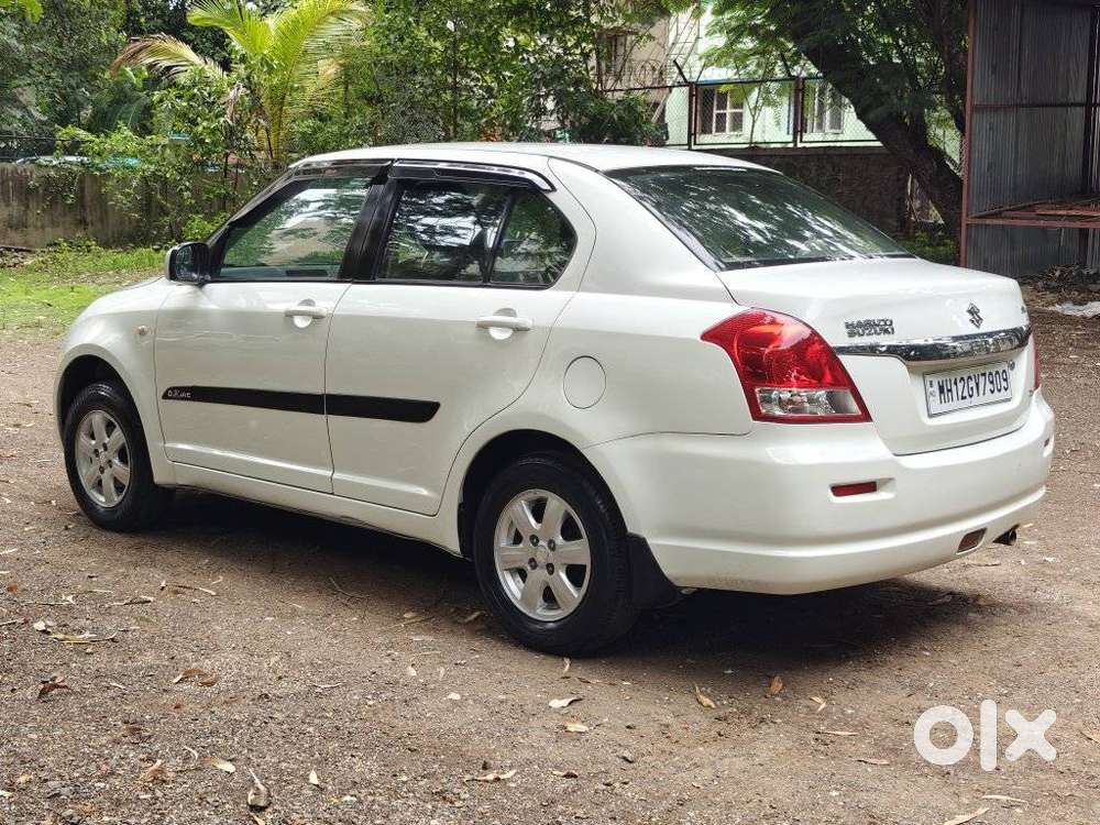 Maruti Suzuki Dzire 1.2 Zxi, 2011, Petrol