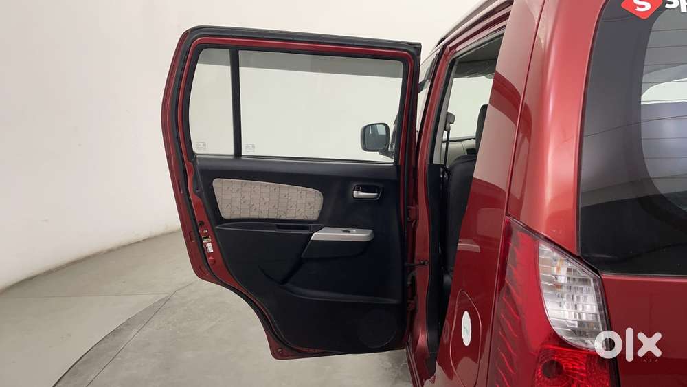 Maruti Suzuki Wagon R 1.0 Vxi Amt, 2016, Petrol
