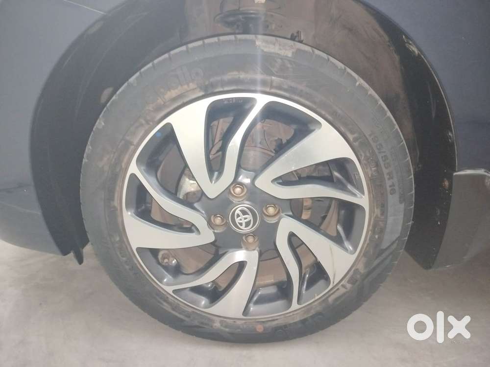 Toyota Glanza V Cvt, 2019, Petrol