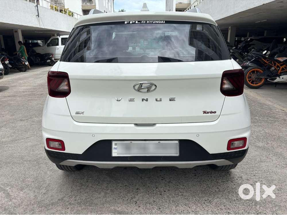 Hyundai Venue Sx 1.0l Turbo Mt  1st Owner  30k Kms  Fresh Servied