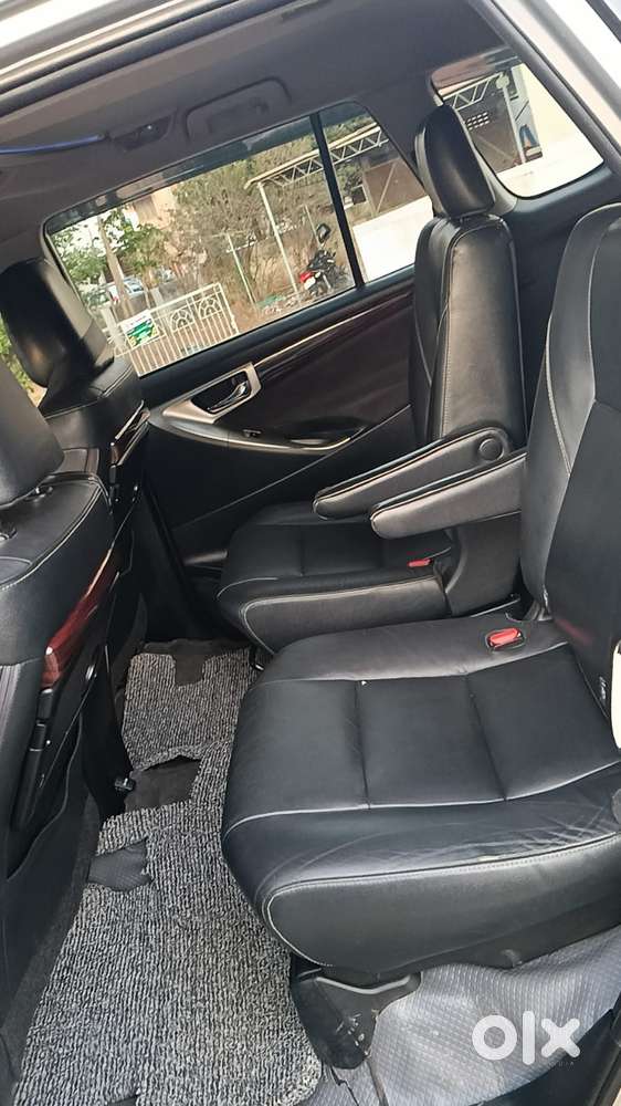 Toyota Innova Crysta 2.4 Zx Mt, 2017, Diesel