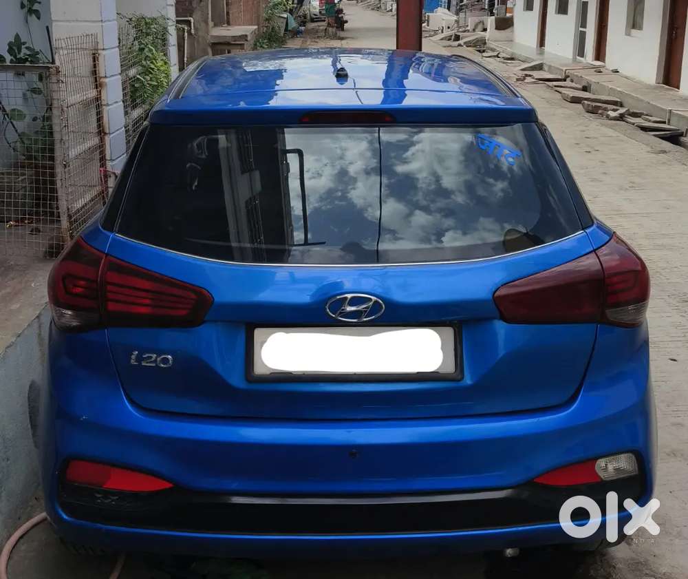 Top Condition Me He Kadak Gadi He