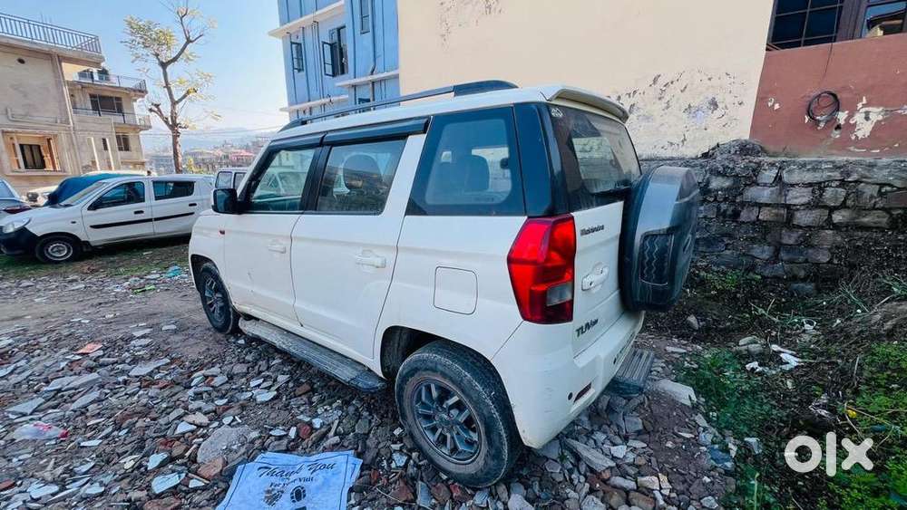 Mahindra Tuv 300 2018 Diesel Good Condition