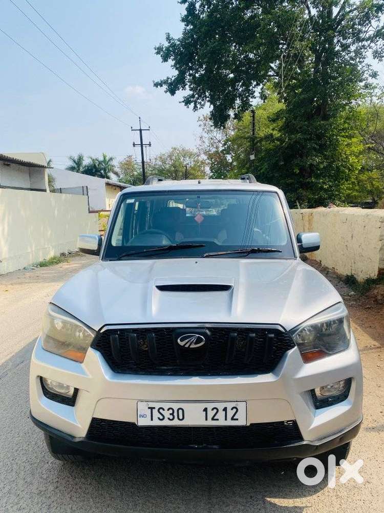 Mahindra Scorpio S6 Plus, 2016, Diesel