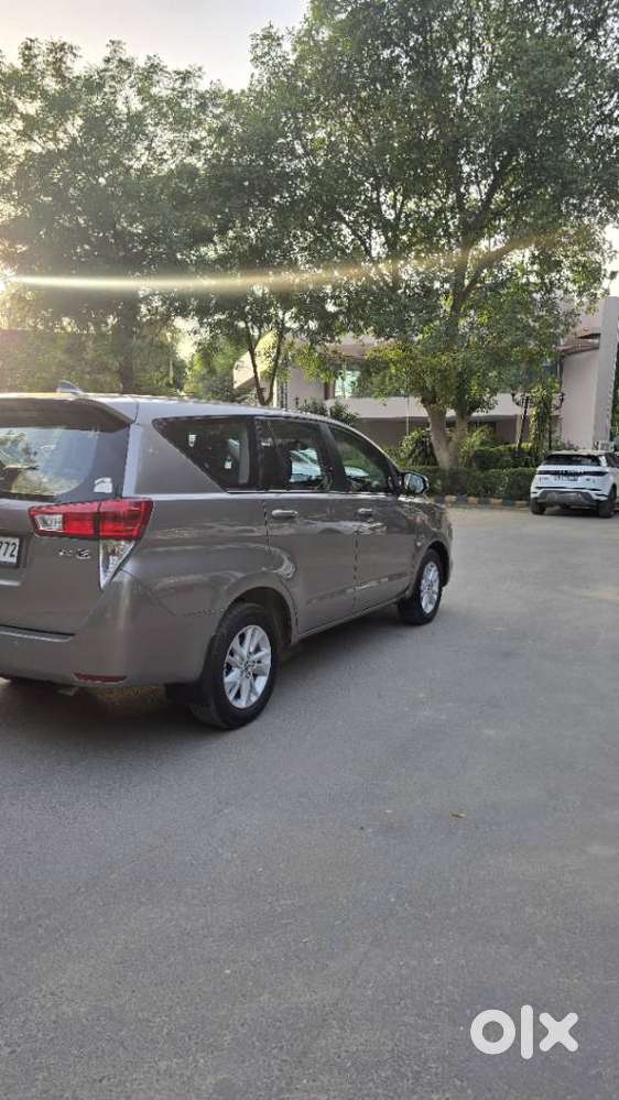 Toyota Innova Crysta 2.7 Gx Mt 8s, 2018, Diesel