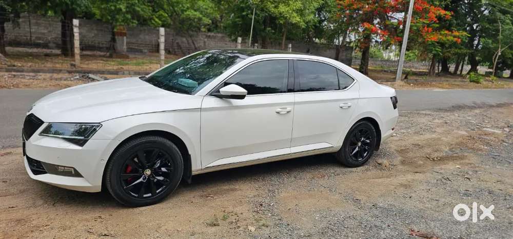 Skoda Superb L&k 2018 Diesel Automatic