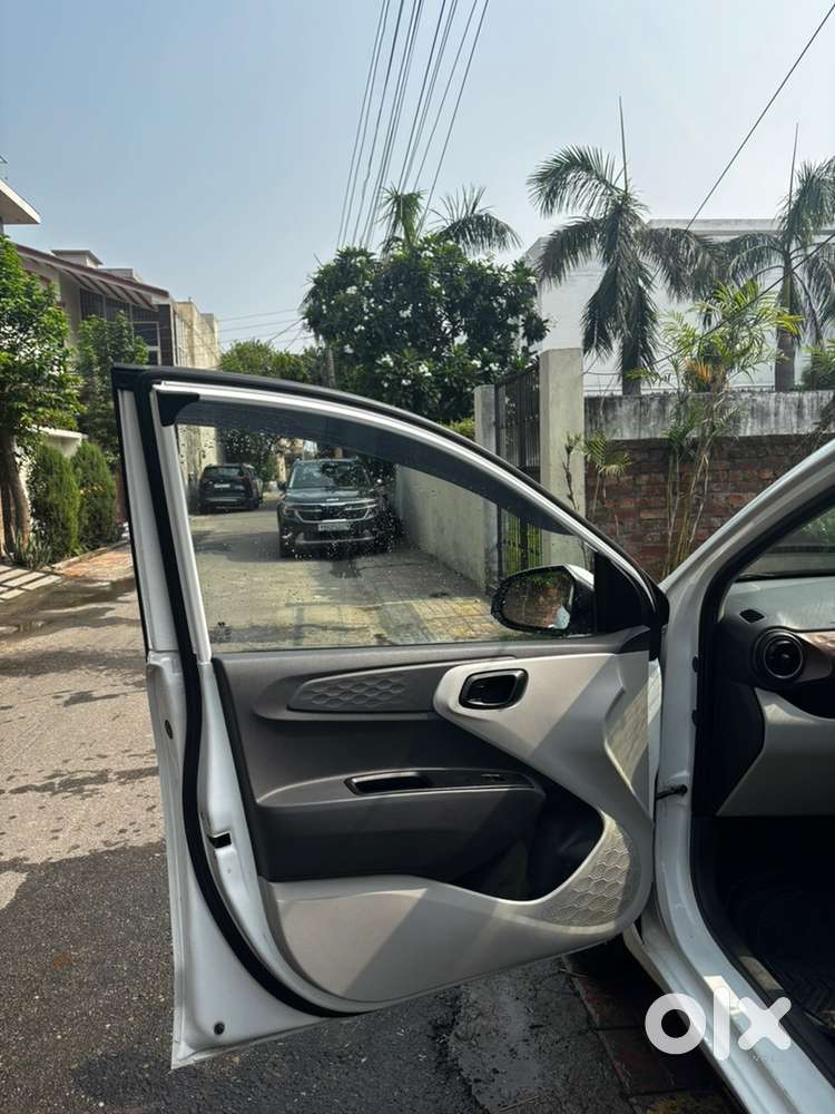 Hyundai Aura 2021 Car
