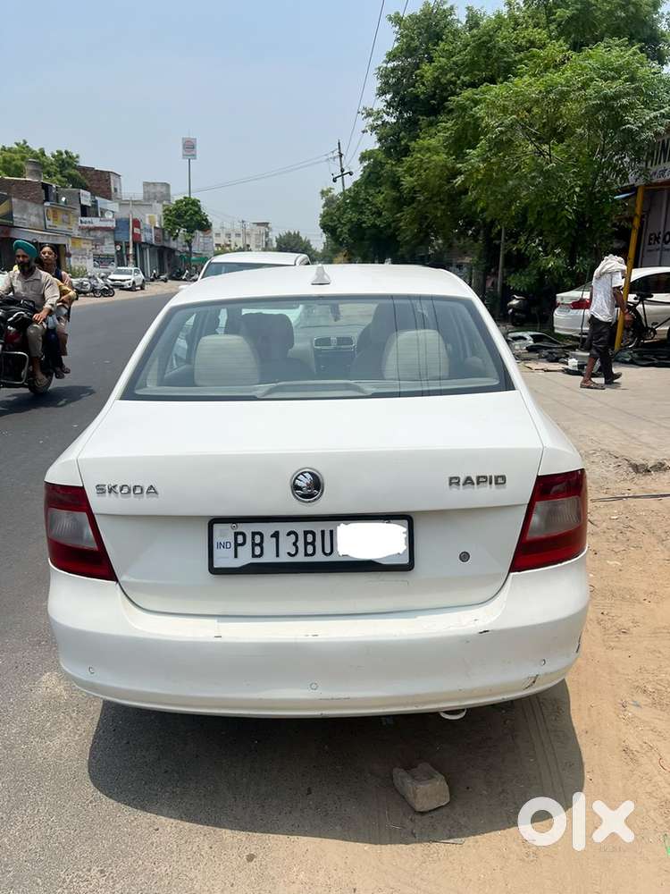 Skoda Rapid 2015 Diesel Automatic Elegance Plus