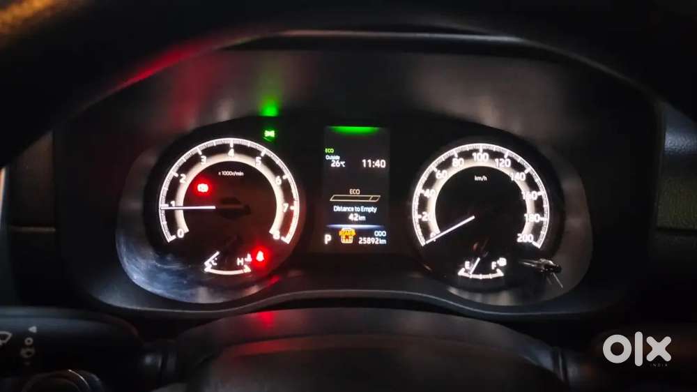 Toyota Innova Hycross 2024 Petrol