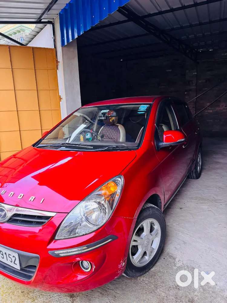 Hyundai I20 Sportz Crdi 2010 Model