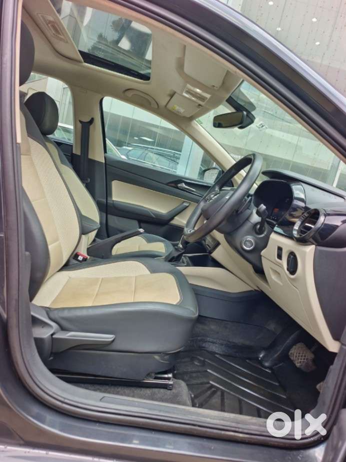 Skoda Slavia 1.0 Tsi Style At, 2024, Petrol