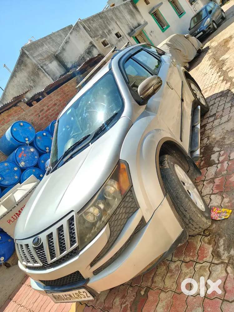 Mahindra Xuv500 2014 Diesel 10000 Km Driven