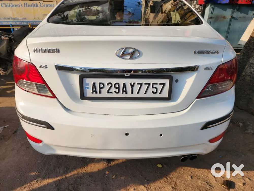 Hyundai Fluidic Verna 2013