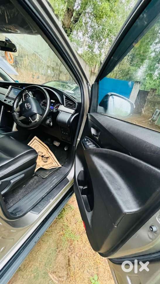 Toyota Innova Crysta 2.4 Gx Limited Edition 7 Str, 2021, Diesel