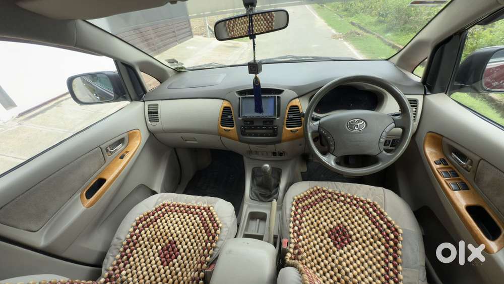 Toyota Innova 2.0 Vx 8 Str, 2009, Diesel