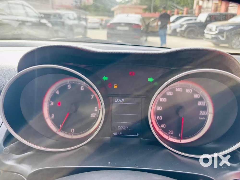 Maruti Suzuki Swift Vxi, 2020, Petrol