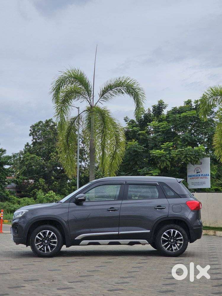 Maruti Suzuki Brezza 1.5 Zxi At Smart Hybrid, 2021, Petrol