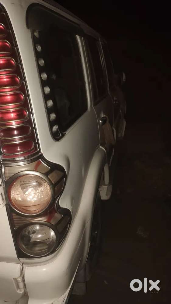 Eicher Polaris Multix 2012 Diesel 15000 Km Driven