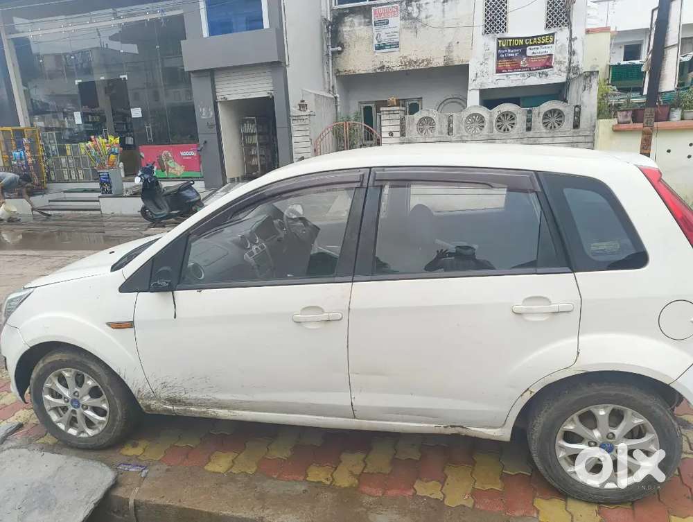 Ford Figo 1.5 Trend 2014