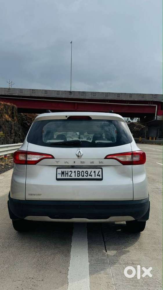 Renault Triber Rxz, 2022, Petrol