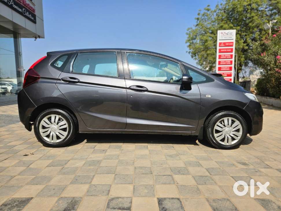 Honda Jazz S Mt I-vtec, 2017, Petrol