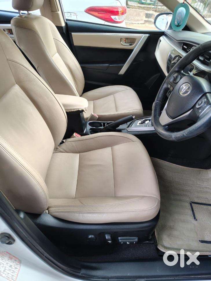 Toyota Corolla Altis 2013-2017 Vl At, 2016, Petrol