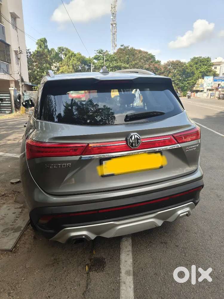 Mg Hector Sharp Pro
