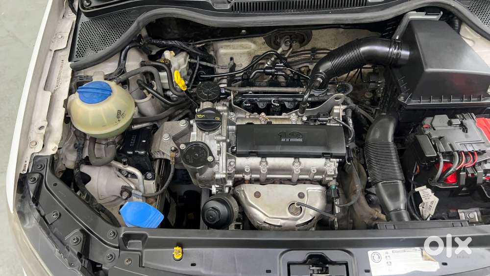 Volkswagen Polo Petrol Highline 1.2l, 2014, Petrol