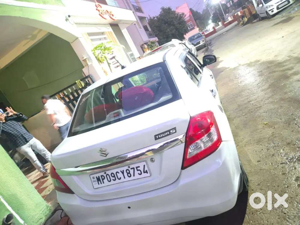 Maruti Suzuki Dzire Tour 2018