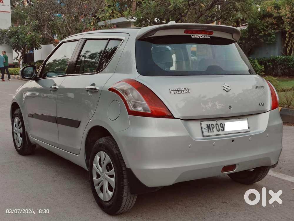 Maruti Suzuki Swift 2011-2014 Vxi, 2013, Petrol