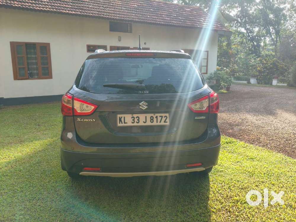 Maruti Suzuki S-cross Zeta Bs-iv (aug 2017) – Granite Grey