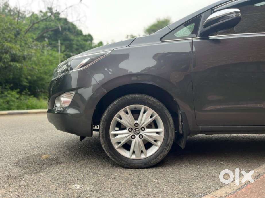 Toyota Innova Crysta 2.7 Zx At, 2018, Petrol