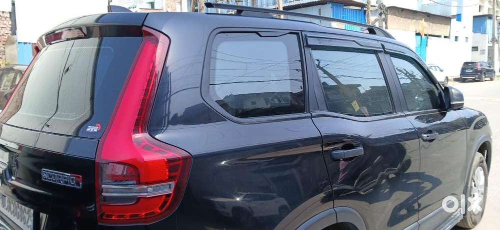 Mahindra Car Petrol 2024