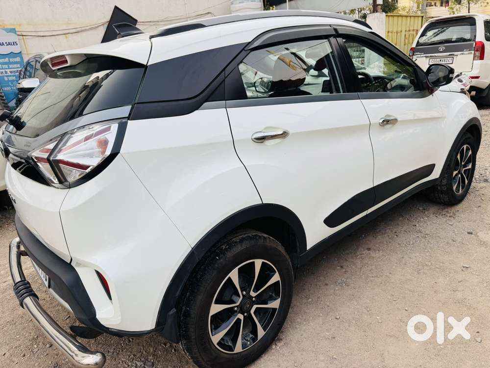 Tata Nexon 1.2 Revotron Xza Plus (o) Amt, 2020, Petrol