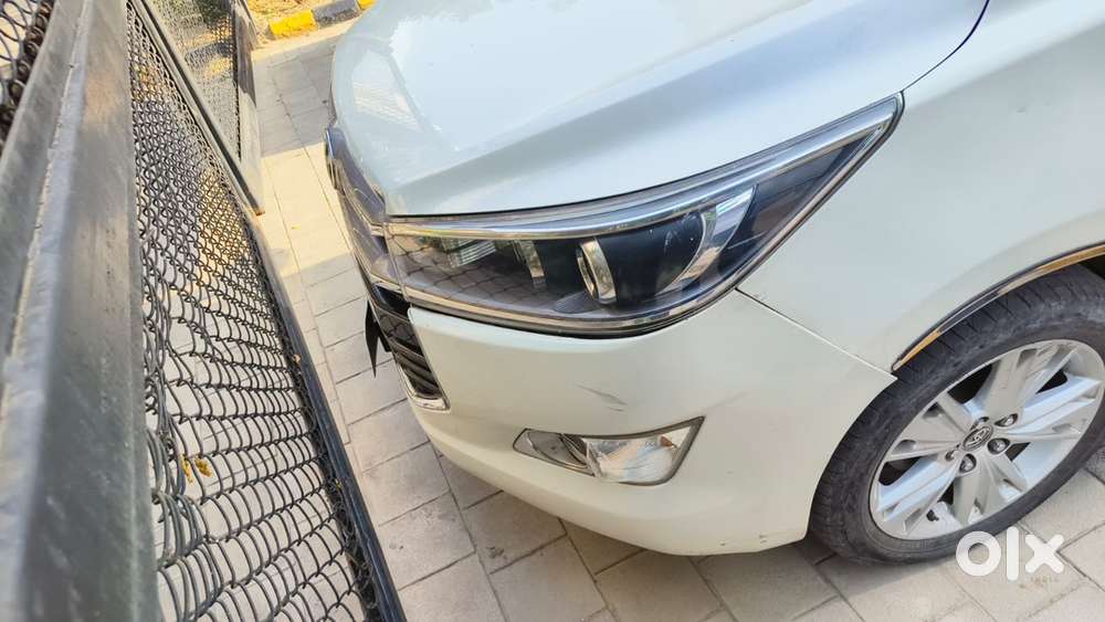 Toyota Innova Crysta 2016