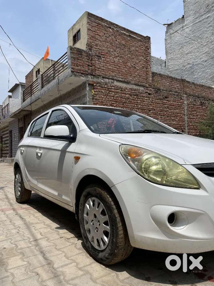 Hyundai Elite I20 Magna 2011