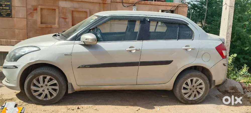 Maruti Suzuki Dzire 2015 Diesel 152000 Km Driven.