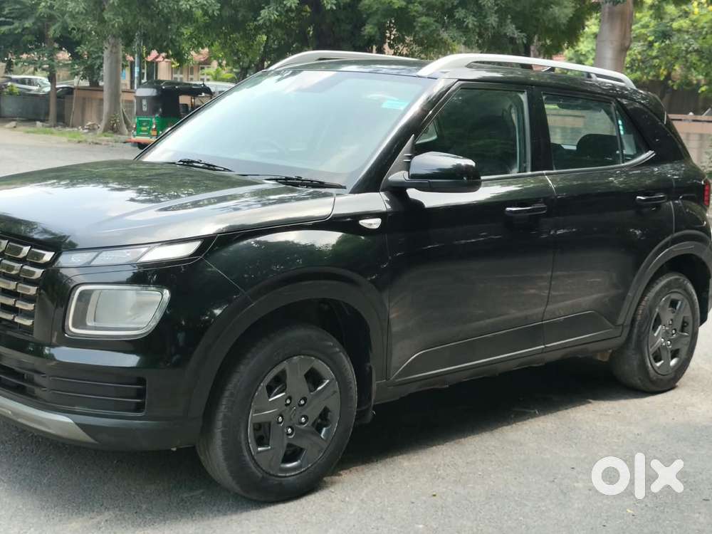 Hyundai Venue 1.2 S (o), 2023, Petrol