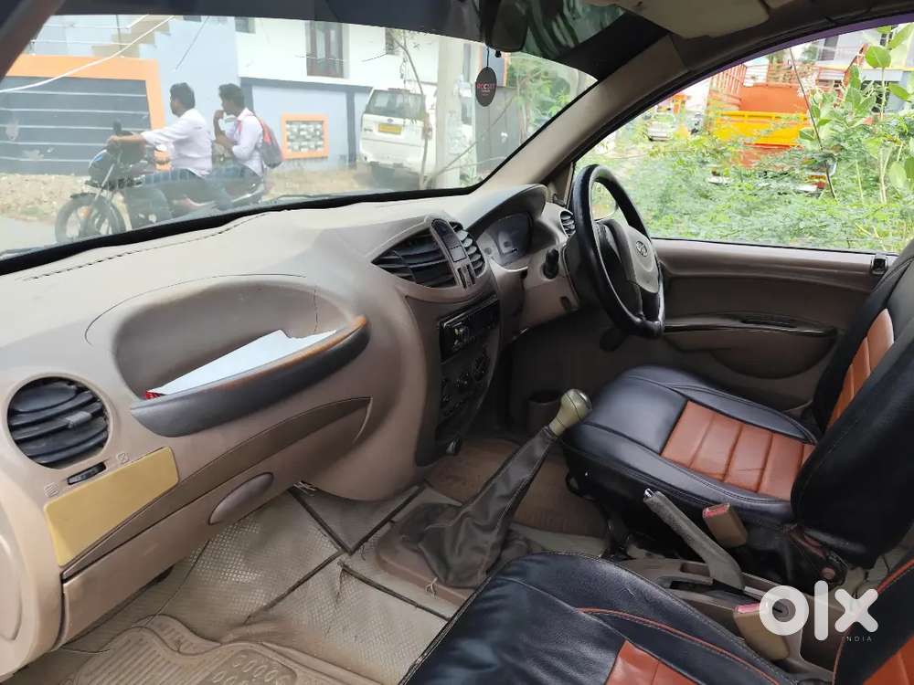 Mahindra Xylo 2013