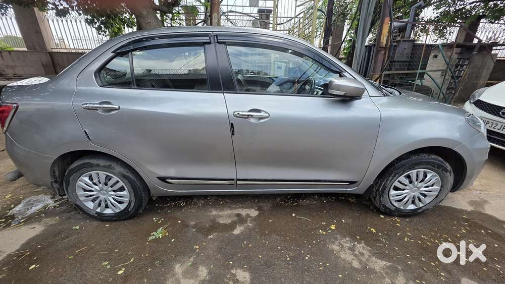 Maruti Suzuki Dzire Vxi Cng 2023 Hybrid