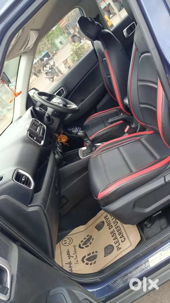 Hyundai Venue 2021 Km Driven