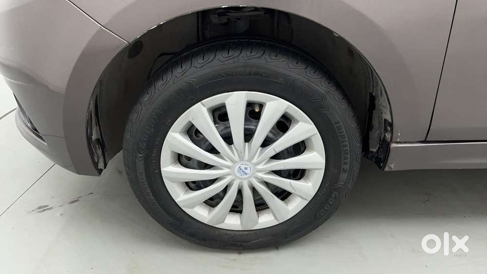 Tata Tiago 1.2 Revotron Xt, 2018, Petrol