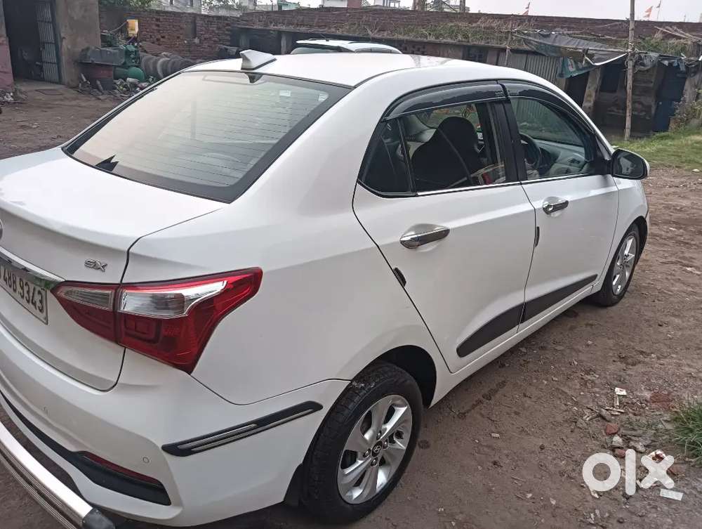 Hyundai Xcent 2018