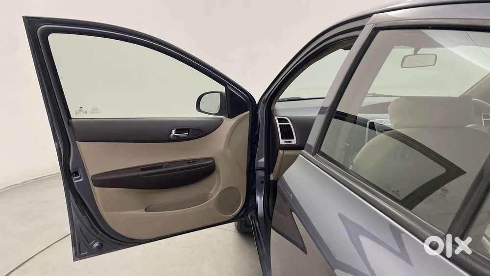Hyundai I20 Sportz 1.2 Bs-iv, 2012, Petrol